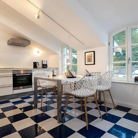 Fabiola In Strandnaehe Binz