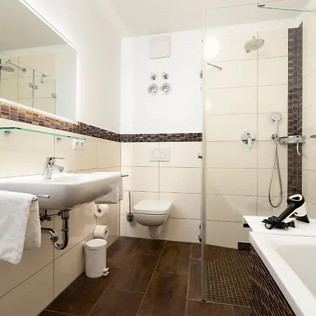 Fabiola In Strandnaehe Binz