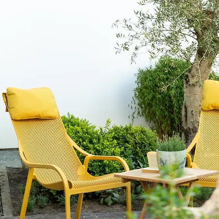 Fabiola In Strandnaehe